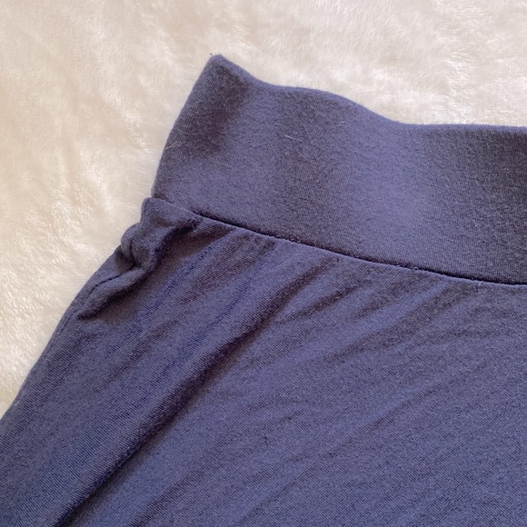 Loft skirt, Size PM - Picture 3 of 6